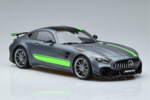 Mercedes AMG GT R Pro Selenite Сив GT Spirit 1:18 GT265 Смола — снимка 4 от 6
