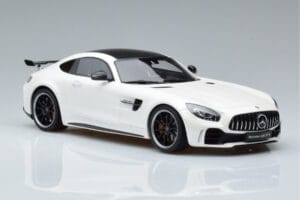 Mercedes AMG GT R Бял GT Spirit 1:18 KJ021 Смола — снимка 4 от 6
