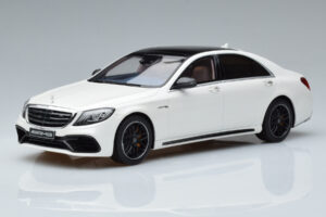 Mercedes AMG S63 W222 Diamond Бял GT Spirit 1:18