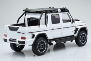Mercedes Brabus G800 W464 Adventure XLP Polar Бял Almost Real 1:18 860524 Метал — снимка 3 от 8