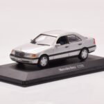 Mercedes C-Class W202 C220 Сребърен Minichamps 1:43 - image 2 of 4