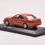 Mercedes C-Class W202 C240 Оранжево Металик Minichamps 1:43 - image 3 of 4