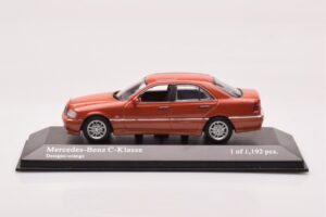 Mercedes C-Class W202 C240 Оранжево Металик Minichamps 1:43