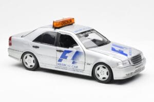 Mercedes C-Class W202 AMG Medical Car F1 1997 UT Models 1:18 26106 Метал — снимка 4 от 6