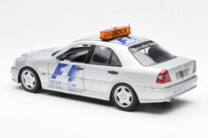 Mercedes C-Class W202 AMG Medical Car F1 1997 UT Models 1:18 26106 Метал — снимка 5 от 6