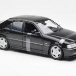 Mercedes C-Class W202 C36 AMG Черно Металик UT Models 1:18 - image 4 of 6