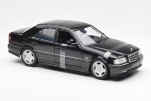 Mercedes C-Class W202 C36 AMG Черно Металик UT Models 1:18 26102 Метал — снимка 4 от 6