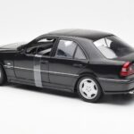 Mercedes C-Class W202 C36 AMG Черно Металик UT Models 1:18 - image 5 of 6
