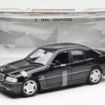 Mercedes C-Class W202 C36 AMG Черно Металик UT Models 1:18 - image 6 of 6