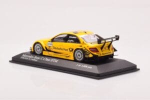 Mercedes C-Class W204 DTM Deutsche Post AMG Mercedes #17 D. Coulthard DTM 2010 Minichamps 1:43 400103817 Метал — снимка 3 от 4
