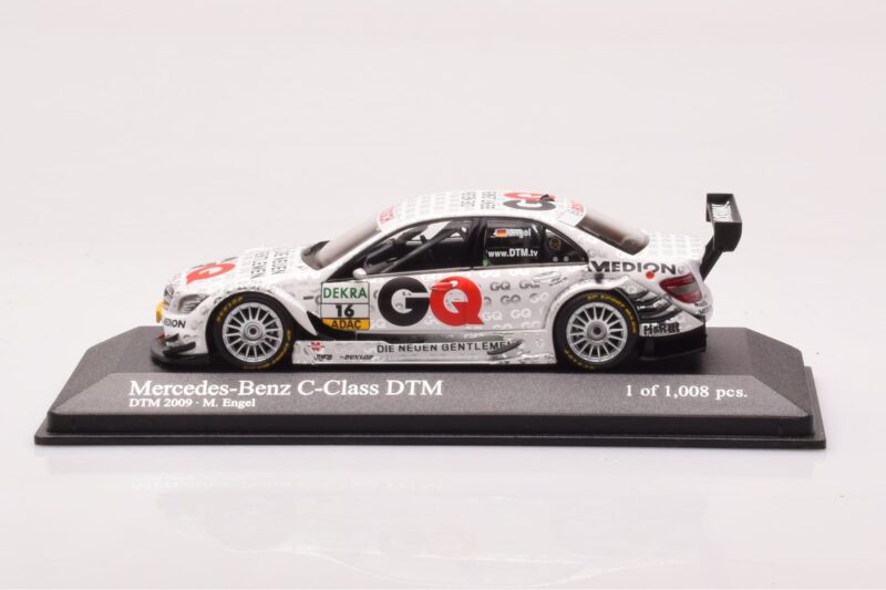 Mercedes C-Class W204 DTM GQ AMG Mercedes #16 Engels DTM 2009 Minichamps 1:43 400093816 Метал
