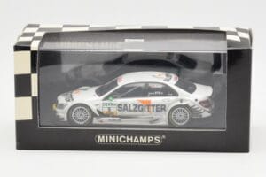 Mercedes C-Class W204 DTM Team AMG Mercedes #5 J. Green DTM 2008 Minichamps 1:43 400083805 Метал — снимка 4 от 4
