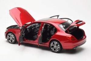 Mercedes C-Class W205 Червен Металик Asia Exclusive Norev 1:18 183835 Метал — снимка 5 от 8