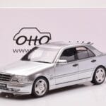 Mercedes C36 AMG W202 Сребрист Otto 1:18 - image 6 of 6