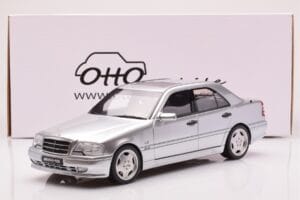 Mercedes C36 AMG W202 Сребрист Otto 1:18 OT443 Смола — снимка 6 от 6
