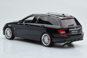 Mercedes C63 AMG S204 T-Model Черен GT Spirit 1:18 GT760 Смола — снимка 5 от 6