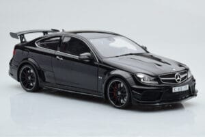 Mercedes C63 AMG W204 Black Series Черен GT Spirit 1:18 ZM019 Смола — снимка 4 от 7