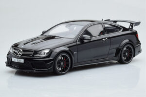 Mercedes C63 AMG W204 Black Series Черен GT Spirit 1:18