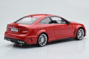 Mercedes C63 AMG W204 Black Series Червен GT Spirit 1:18 GT065 Смола — снимка 2 от 6