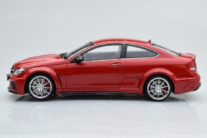 Mercedes C63 AMG W204 Black Series Червен GT Spirit 1:18 GT065 Смола — снимка 3 от 6