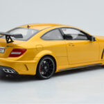 Mercedes C63 AMG W204 Black Series Златен GT Spirit 1:18 - image 2 of 6
