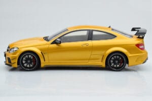 Mercedes C63 AMG W204 Black Series Златен GT Spirit 1:18 GT034 Смола — снимка 3 от 6