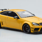Mercedes C63 AMG W204 Black Series Златен GT Spirit 1:18 - image 4 of 6
