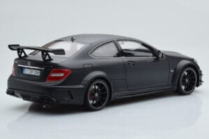Mercedes C63 AMG W204 Black Series Мат Черен GT Spirit 1:18 GT843 Смола — снимка 2 от 6