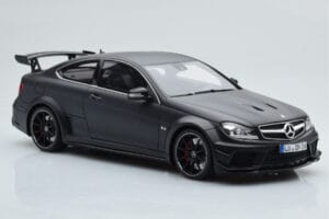 Mercedes C63 AMG W204 Black Series Мат Черен GT Spirit 1:18 GT843 Смола — снимка 4 от 6