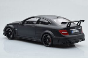 Mercedes C63 AMG W204 Black Series Мат Черен GT Spirit 1:18 GT843 Смола — снимка 5 от 6