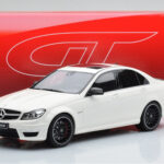 Mercedes C63 AMG W204 Бял GT Spirit 1:18 - image 6 of 6