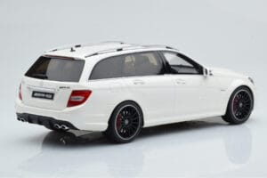 Mercedes C63 AMG S204 T-Model Бял GT Spirit 1:18 GT147 Смола — снимка 2 от 8