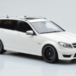 Mercedes C63 AMG S204 T-Model Бял GT Spirit 1:18 - image 4 of 8