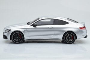 Mercedes C63S AMG C205 Coupe Сребрист GT Spirit 1:18 GT116 Смола — снимка 3 от 6