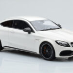 Mercedes C63S AMG C205 Coupe Бял GT Spirit 1:18 - image 4 of 6