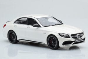 Mercedes C63S AMG W205 Бял GT Spirit 1:18 B66960370 Смола — снимка 4 от 6