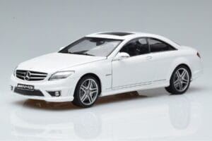 Mercedes CL63 AMG C216 Бял AUTOart 1:18 76167 Метал
