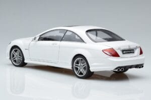 Mercedes CL63 AMG C216 Бял AUTOart 1:18 76167 Метал — снимка 5 от 6