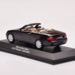Mercedes CLK A209 Кабриолет Obsidian Черен Металик Minichamps 1:43 - image 3 of 4