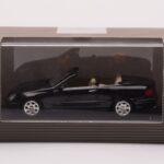 Mercedes CLK A209 Кабриолет Obsidian Черен Металик Minichamps 1:43 - image 4 of 4