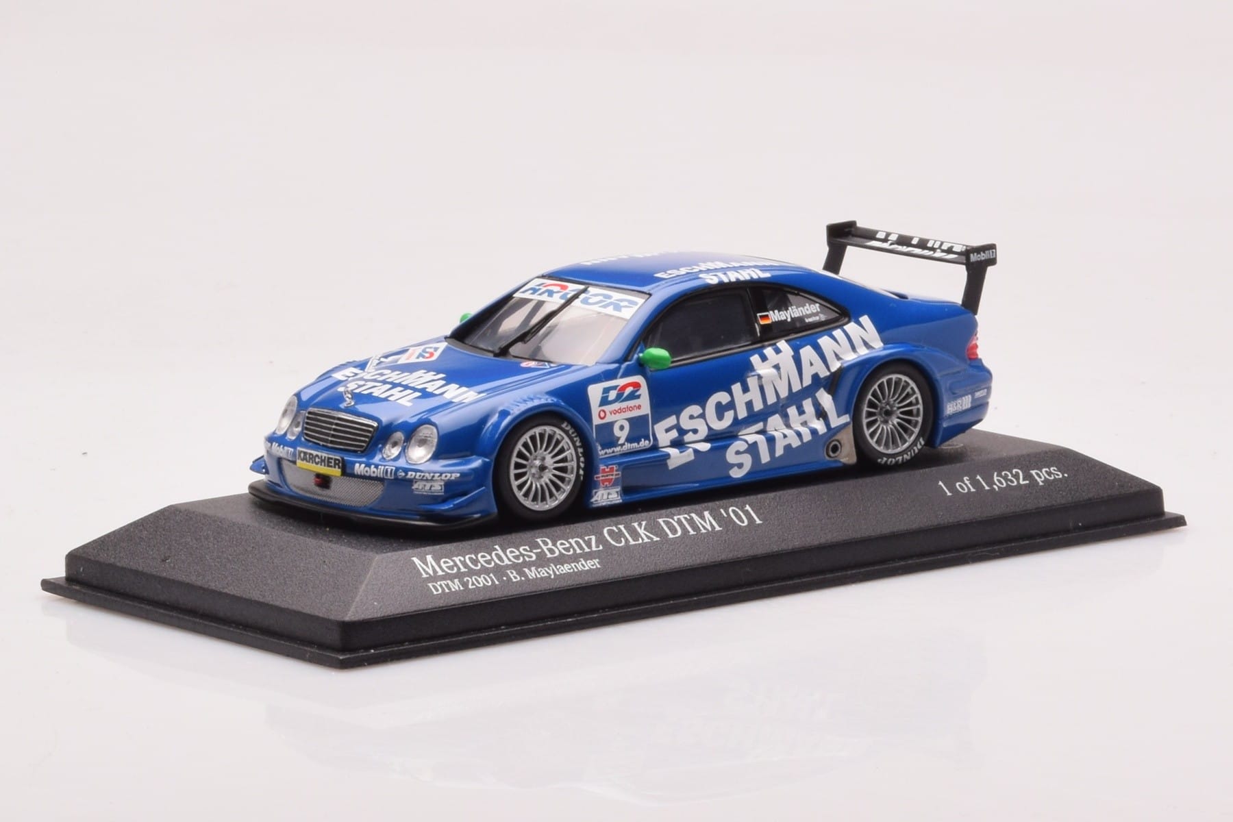 Mercedes CLK DTM Team Manthey #9 B. Maylander DTM 2001 Minichamps 1:43 400013109 Метал — снимка 2 от 4