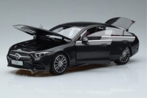 Mercedes CLS Coupe C257 Norev 1:18 B66960546 Метал — снимка 2 от 7