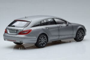 Mercedes CLS Shooting Brake X218 Alanite Сив Norev 1:18 B66960117 Метал — снимка 3 от 7