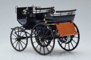 Mercedes Daimler Motorkutsche Тъмносиньо Norev 1:18 183700 Метал — снимка 5 от 6