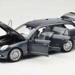 Mercedes E-Class S212 T-Model Tenorit Сив Metallic Minichamps 1:18 - image 2 of 8