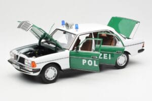 Mercedes E-Class W123 Polizei Norev 1:18 B66040676 Метал — снимка 2 от 8