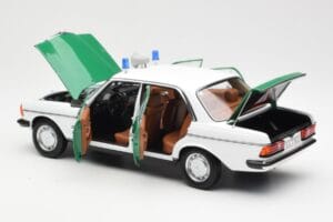 Mercedes E-Class W123 Polizei Norev 1:18 B66040676 Метал — снимка 5 от 8