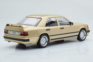 Mercedes E-Class W124 Tuning Бежов MCG 1:18 MCG18342 Метал — снимка 2 от 6