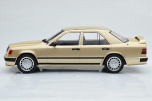 Mercedes E-Class W124 Tuning Бежов MCG 1:18 MCG18342 Метал — снимка 3 от 6