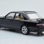Mercedes E-Class W124 Tuning Черен MCG 1:18 - image 5 of 6